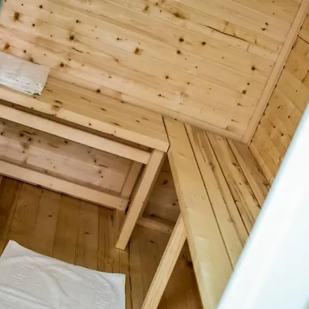 Отель Jmr Royal -luxury & Private Sauna