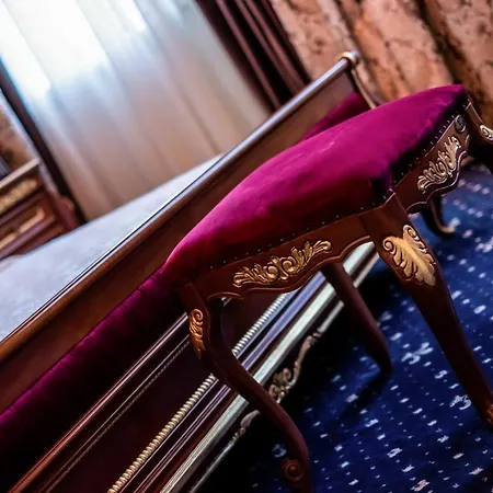 Отель Jmr Royal -luxury & Private Sauna 4*