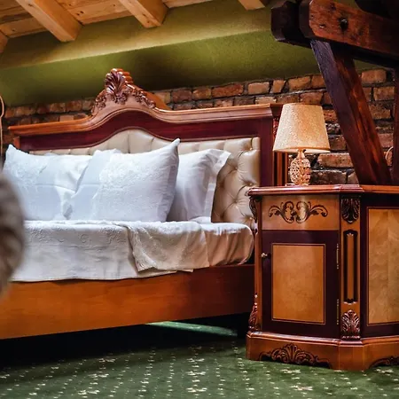 Готель Jmr Royal -luxury & Private Sauna 4*