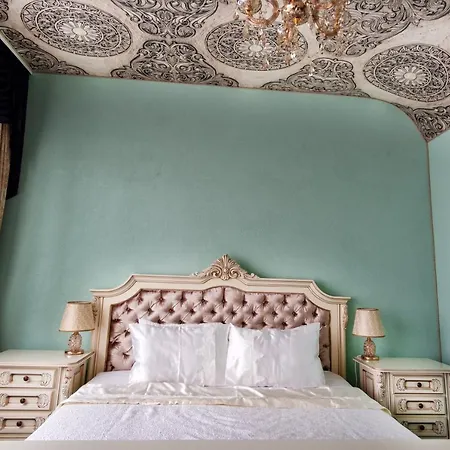 Ξενοδοχείο Jmr Royal -luxury & Private Sauna 4*