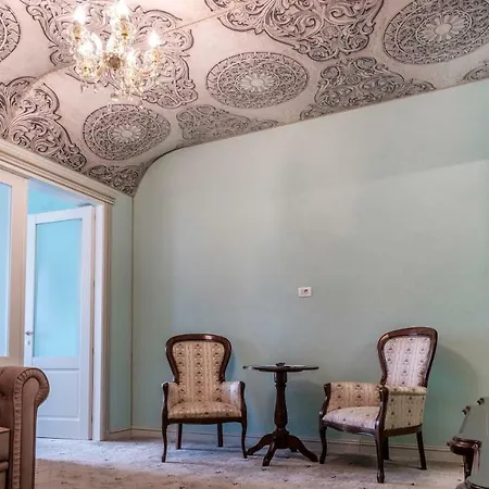 Jmr Royal -luxury & Private Sauna Ξενοδοχείο 4*