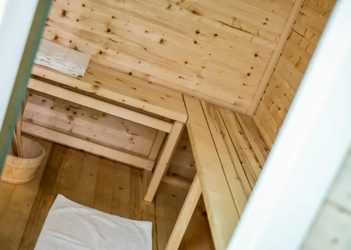 Hotel Jmr Royal -luxury & Private Sauna