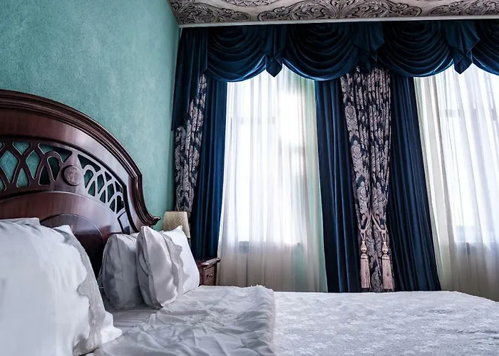 Jmr Royal -luxury & Private Sauna Hotel 4*