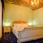 Jmr Royal -luxury & Private Sauna Отель