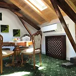 Отель Jmr Royal -luxury & Private Sauna
