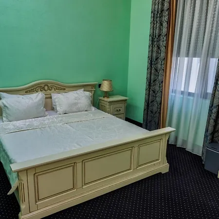 Jmr Royal 4* Constança