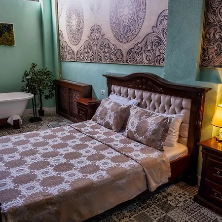 Jmr Royal Hotel 4*