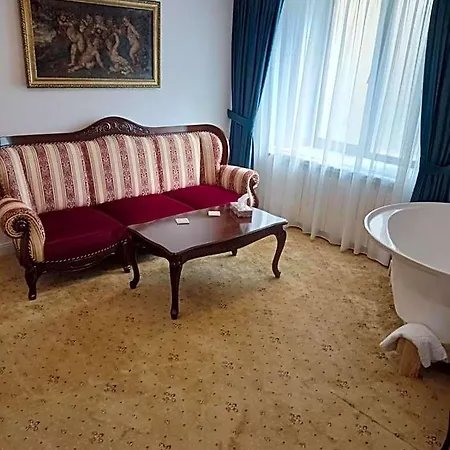 Отель Jmr Royal -luxury & Private Sauna