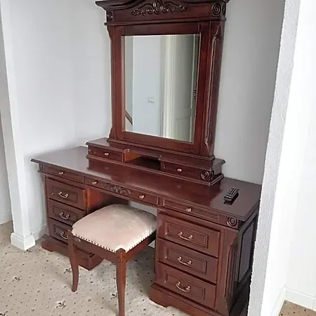 Отель Jmr Royal -luxury & Private Sauna