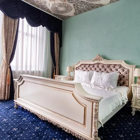 Отель Jmr Royal -luxury & Private Sauna 4*
