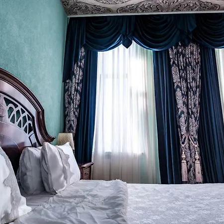 Jmr Royal Hotel 4*