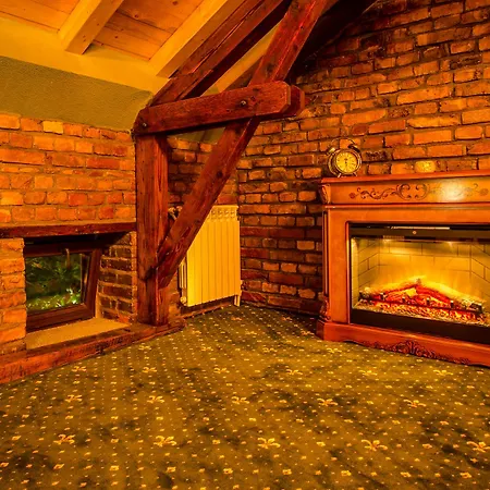 Отель Jmr Royal -luxury & Private Sauna 4*