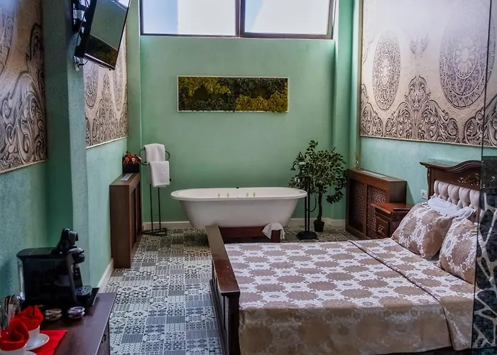 Jmr Royal -luxury & Private Sauna Hotell 4*