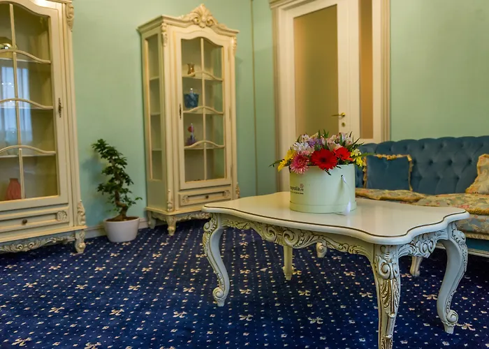 Jmr Royal -luxury & Private Sauna Hotel