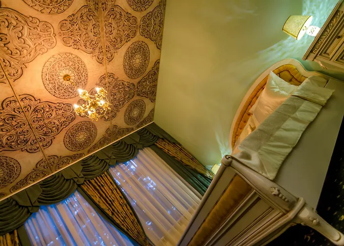 Jmr Royal -luxury & Private Sauna Hotel 4*